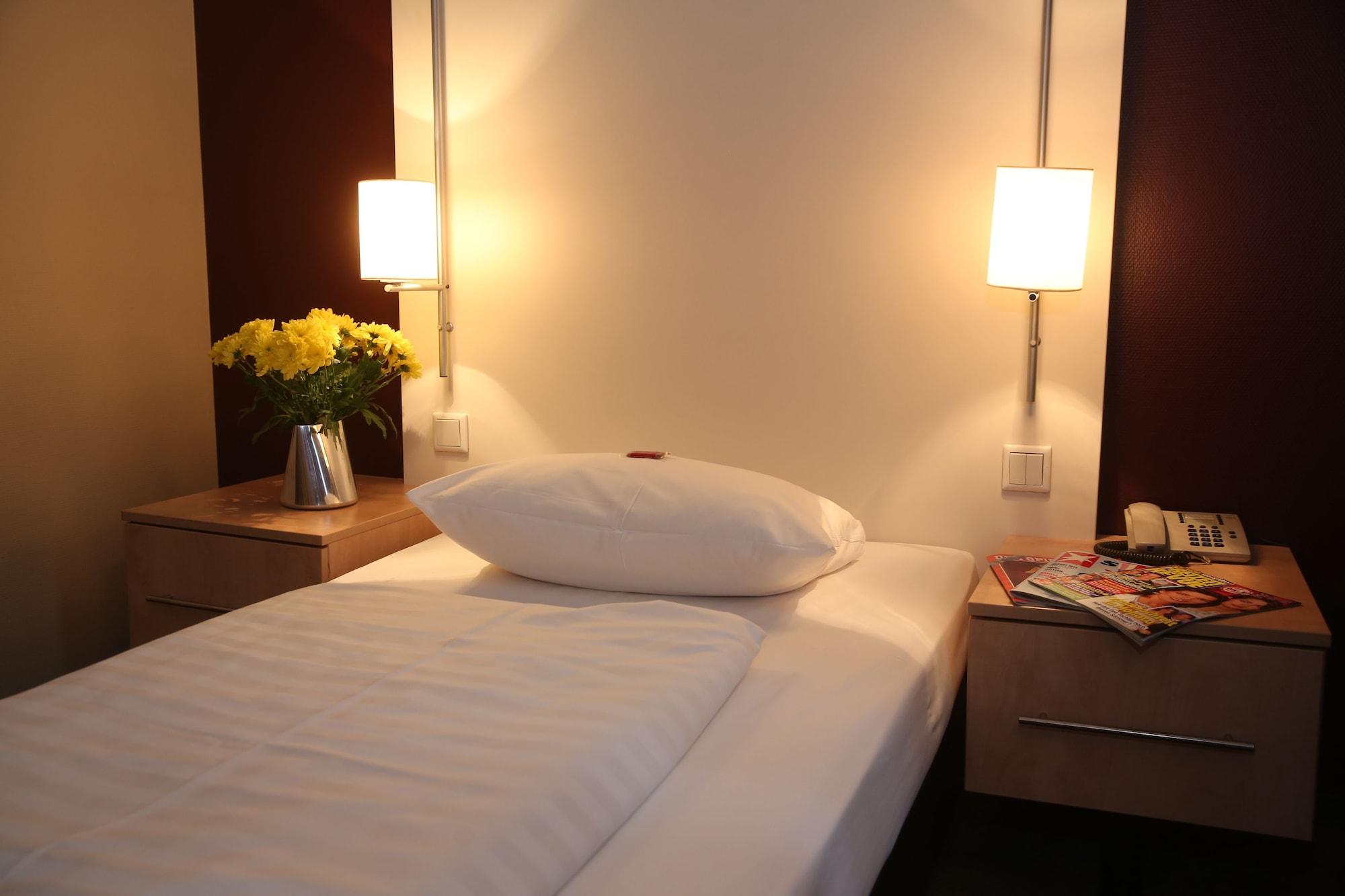 Hotel Columbus Francfort-sur-le-Main Extérieur photo