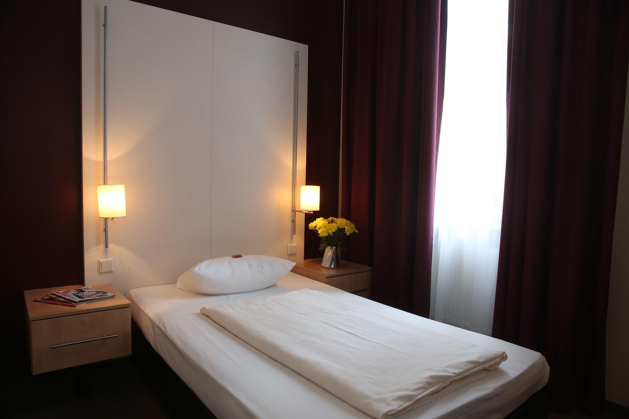 Hotel Columbus Francfort-sur-le-Main Extérieur photo