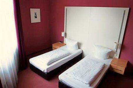 Hotel Columbus Francfort-sur-le-Main Extérieur photo